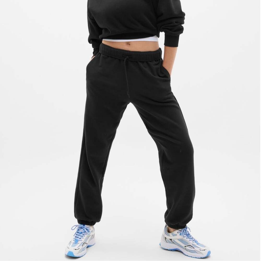 Athleta Forever Fleece High Rise Jogger Black Size Medium NWT
